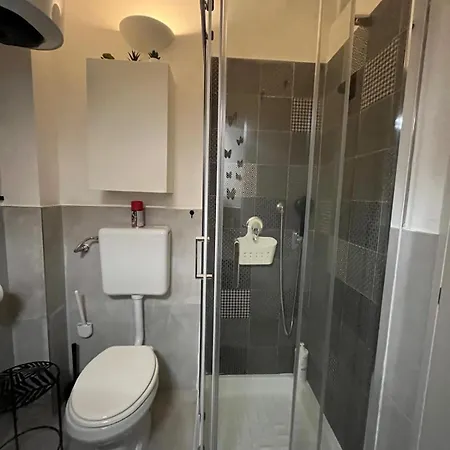 Casaro Stazione * バーリ